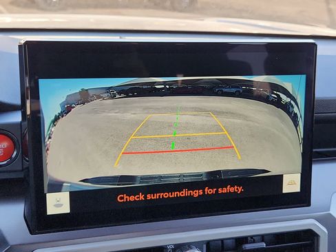 Used 2024 Toyota Tacoma TRD Off-Road image 25