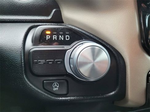 Used 2022 RAM 1500 Laramie image 25