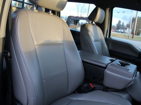 Used 2022 Ford F350 XL w/ Power Equipment Group image 26