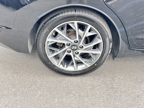 Used 2019 Hyundai Elantra Limited w/ Cargo Package FWD image 19