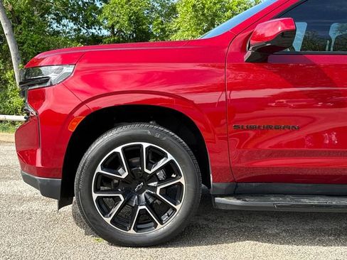 Used 2023 Chevrolet Suburban RST w/ Sport Performance Package image 4