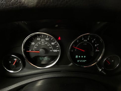 Used 2016 Jeep Wrangler Sport image 12