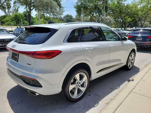 Certified 2025 Audi Q5 Premium Plus w/ Premium Plus AWD/4WD image 8