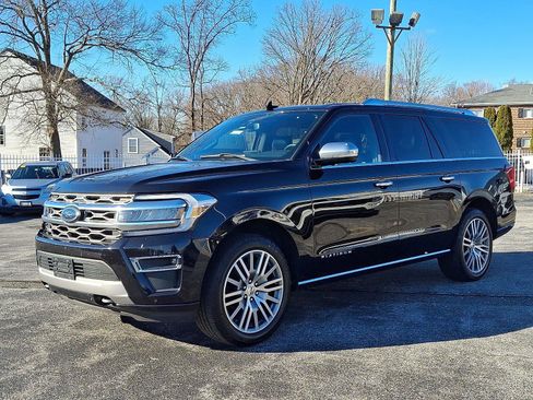 Used 2022 Ford Expedition Max Platinum image 3