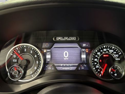 Used 2024 RAM 1500 Laramie image 29