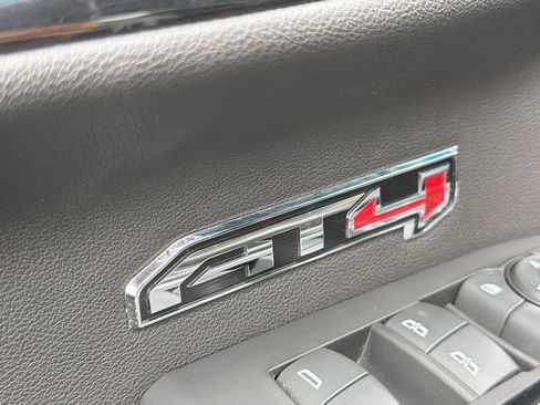 Used 2023 GMC Sierra 1500 AT4 w/ AT4 Premium Package AWD/4WD image 19