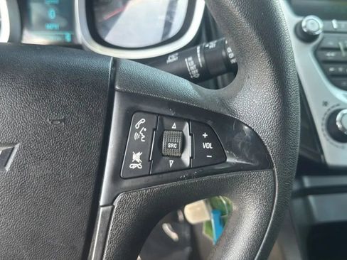 Used 2013 Chevrolet Equinox LS FWD image 23