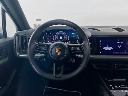 New 2026 Porsche Cayenne AWD/4WD image 25