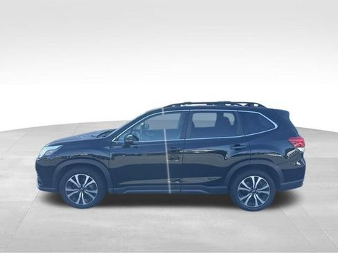 Used 2023 Subaru Forester Limited AWD/4WD image 5