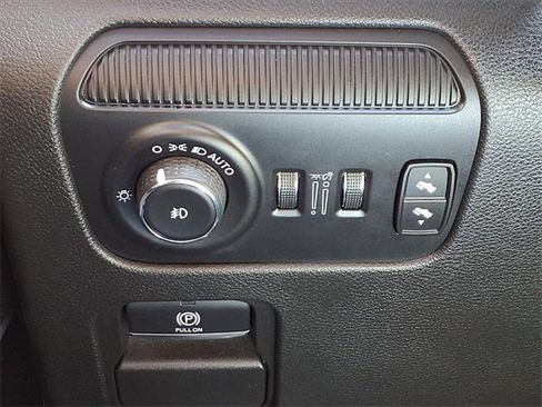 Used 2022 Jeep Wagoneer Series II image 15