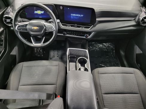 Used 2025 Chevrolet Equinox LT image 7