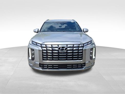 Used 2024 Hyundai Palisade Calligraphy AWD/4WD image 2