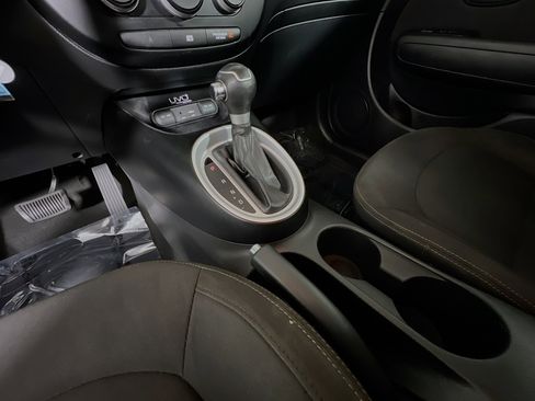Used 2015 Kia Soul image 24