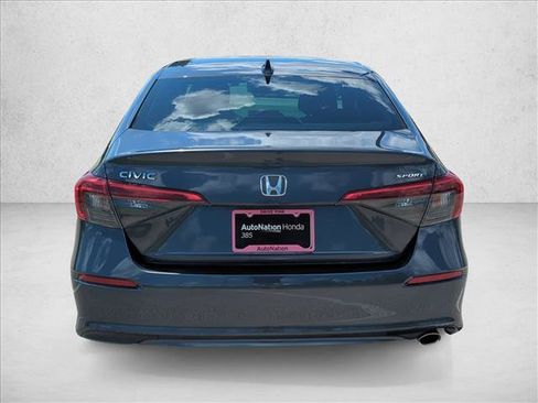 Used 2022 Honda Civic Sport image 6