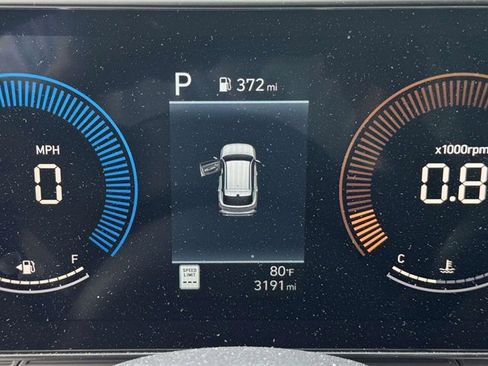 Certified 2025 Hyundai Kona SEL image 27