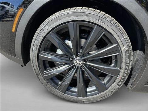 New 2026 Toyota Crown Nightshade image 16