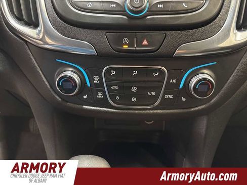 Used 2022 Chevrolet Equinox LT image 21