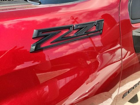 Used 2026 Chevrolet Silverado 2500 LTZ w/ LTZ Plus Package AWD/4WD image 7