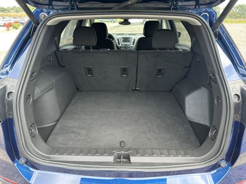 Used 2023 Chevrolet Equinox LT FWD image 30
