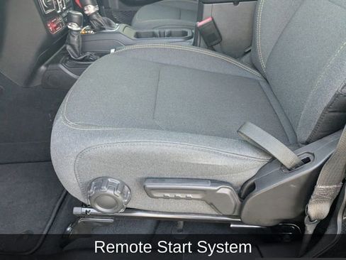 Used 2024 Jeep Wrangler Willys image 21