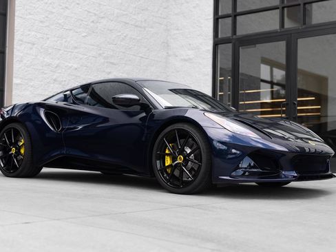 Used 2024 Lotus Emira First Edition RWD image 1