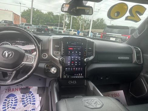 Used 2020 RAM 1500 Laramie w/ Sport Appearance Package AWD/4WD image 17