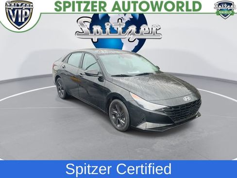 Used 2021 Hyundai Elantra SEL image 2