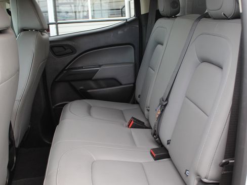 Used 2022 Chevrolet Colorado W/T image 36