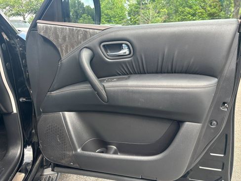 Used 2024 Nissan Armada Platinum w/ Captain's Chairs Package AWD/4WD image 40