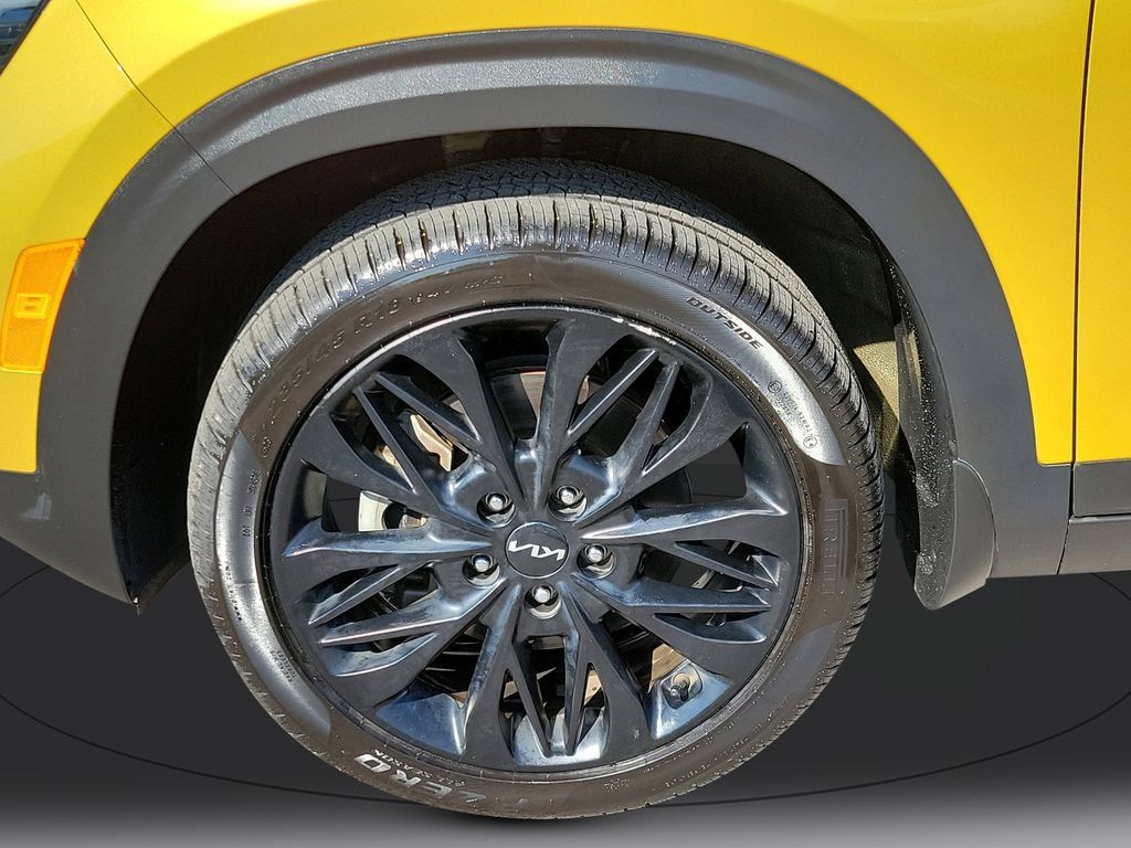 Used 2022 Kia Seltos Nightfall Edition AWD/4WD image 9