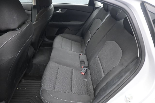 Used 2021 Kia Forte LXS FWD image 19