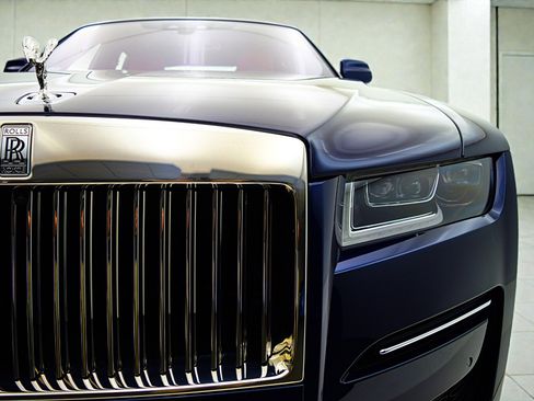 Used 2023 Rolls-Royce Ghost image 14