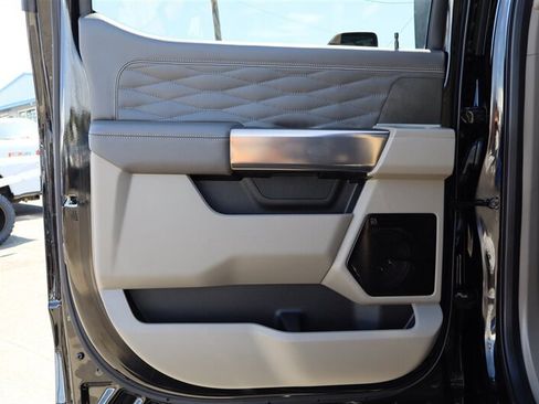 Used 2025 Ford F350 Platinum w/ Platinum Plus Package AWD/4WD image 27