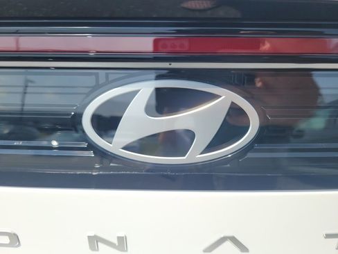 Used 2025 Hyundai Sonata SE FWD image 10