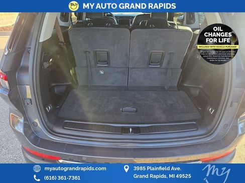 Used 2021 Jeep Grand Cherokee L Limited image 24