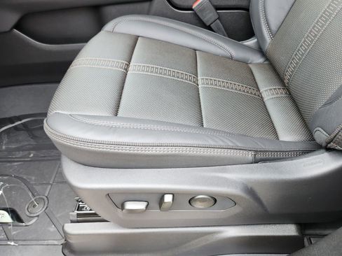 New 2026 Chevrolet Tahoe High Country image 18