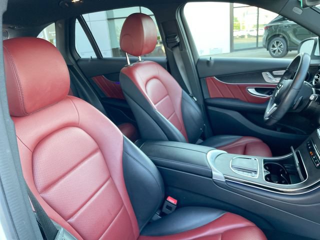 Used 2022 Mercedes-Benz GLC 300 4MATIC image 16