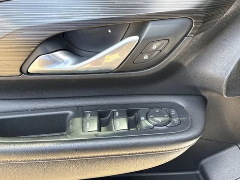 Used 2019 GMC Terrain SLT AWD/4WD image 27