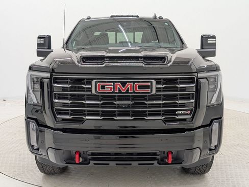 Used 2024 GMC Sierra 2500 AT4 w/ AT4 Premium Plus Package image 6