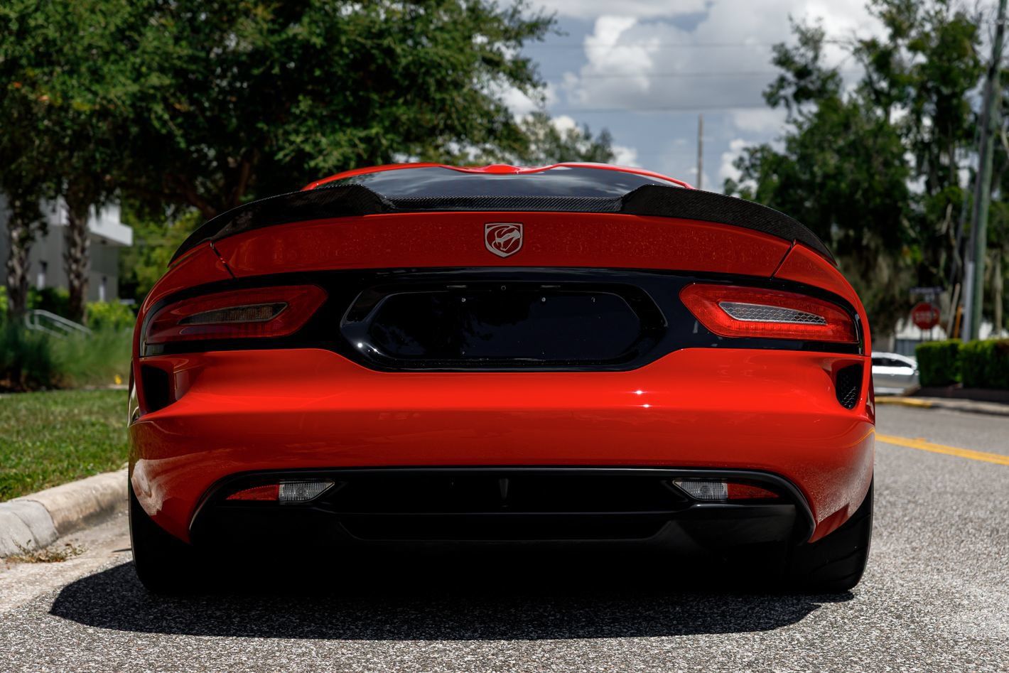 Used 2014 SRT Viper GTS w/ GTS Laguna Interior Package RWD image 10