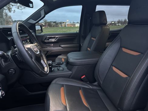 Used 2024 GMC Sierra 1500 AT4 image 24