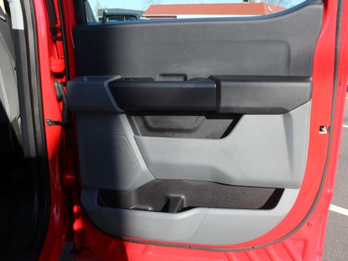 Used 2022 Ford F150 XL image 43