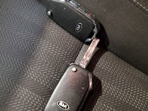 Used 2022 Kia Sportage LX image 30