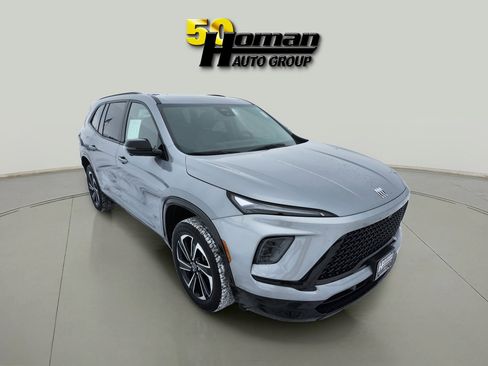 Used 2025 Buick Enclave Sport Touring image 7