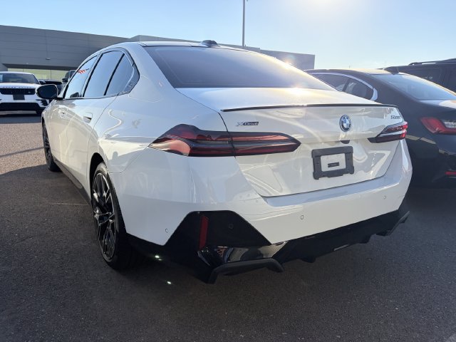 Used 2026 BMW 550e xDrive w/ Executive Package AWD/4WD image 6