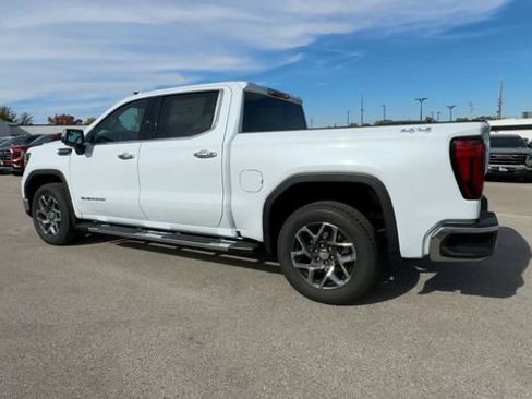 New 2026 GMC Sierra 1500 SLT w/ SLT Premium Package image 6
