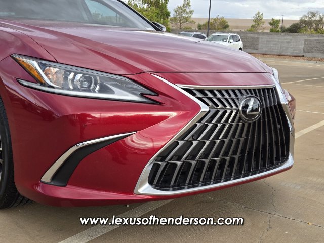 Used 2024 Lexus ES 350 w/ Premium Package FWD image 9