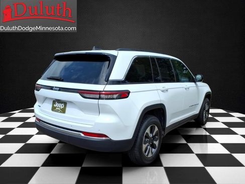 Used 2024 Jeep Grand Cherokee Limited 4xe AWD/4WD image 5