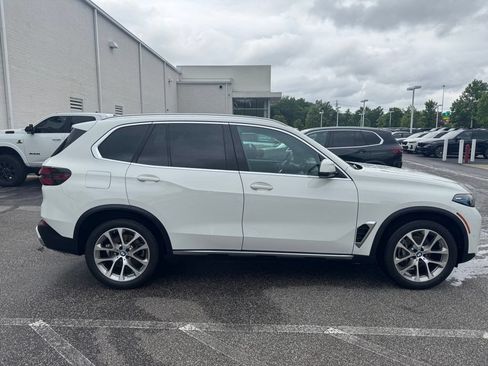 Used 2024 BMW X5 xDrive40i w/ Premium Package AWD/4WD image 6