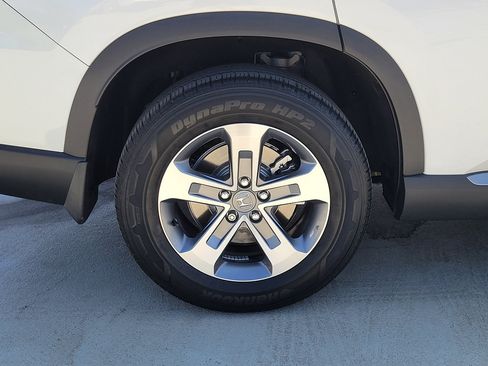 Used 2023 Honda Pilot EX-L image 6